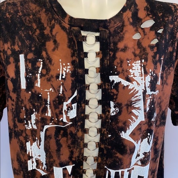 *CUSTOM DYED EMBELLISHED TSHIRT - Picture 4 of 7
